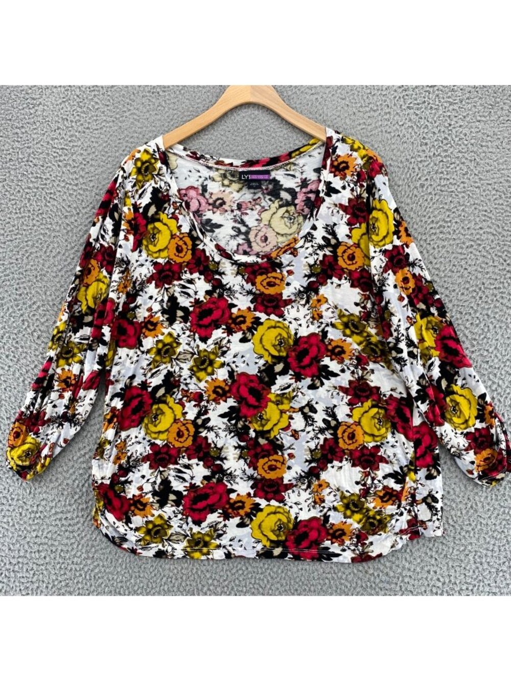 Lysse Top Womens 1X Plus Orange Multi Floral 3/4 Sleeves Knit Stretch Scoop Neck